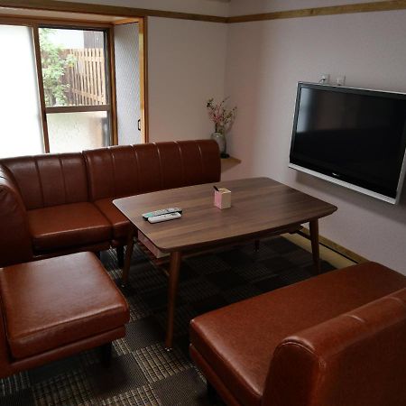 Sakura Aburaya Villa Такаяма Екстериор снимка